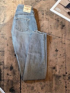 True Religion Med. Blue Frayed Hem Super Skinny Mid-Rise Jeans (Sz. 25/EUC)